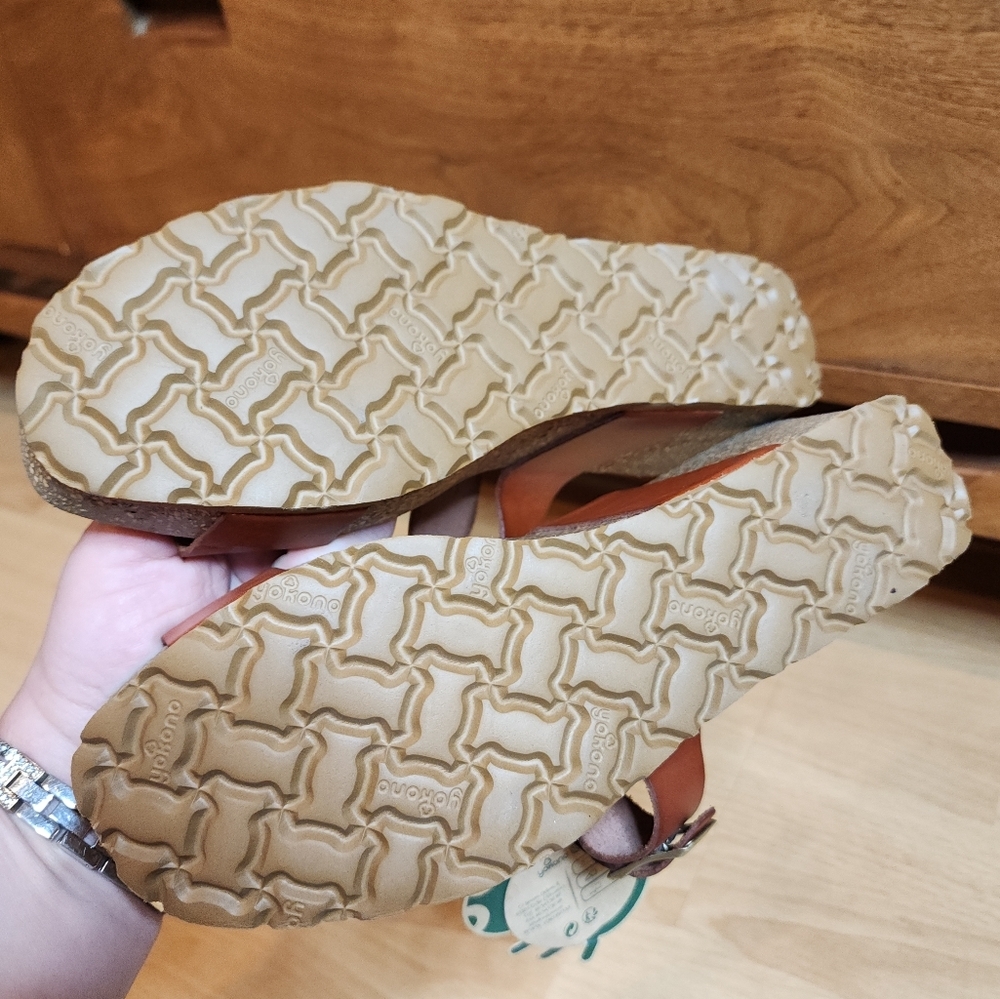 NWT Yokono Brown Leather Wedge Sandals Womens 9 Double Buckle Straps - Picture 4 of 16